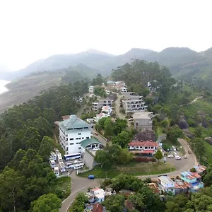 https://ayur-county.kerala-hotels.net